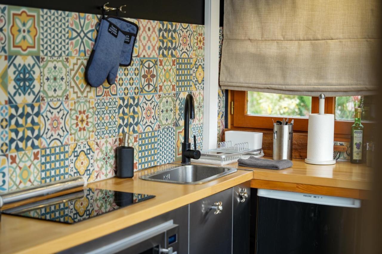 Kaebane 85, Lodge Avec Spa Au Bord De L'Eau Prouilly Dış mekan fotoğraf